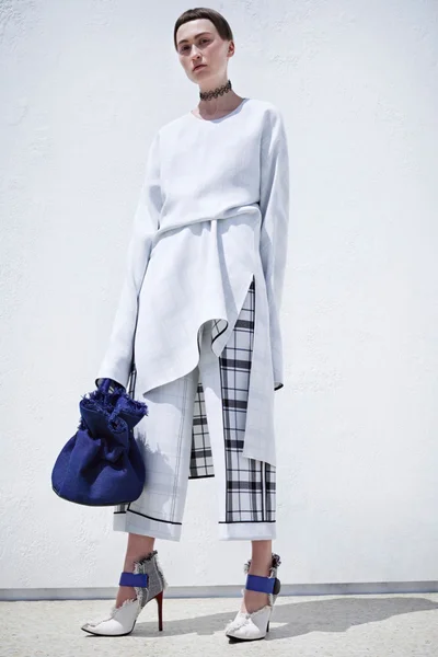 Look 8